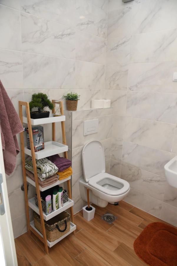Appartement Avenija Oaza à Novi Sad Extérieur photo
